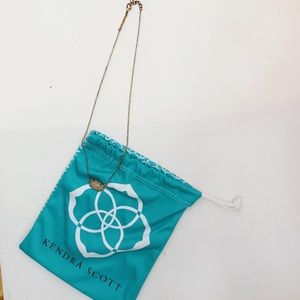 Kendra Scott pendant necklace
